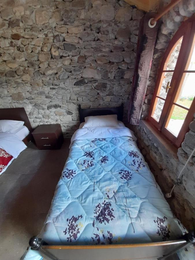 Windmill Shkodra Gesthouse Camping & Grill エクステリア 写真