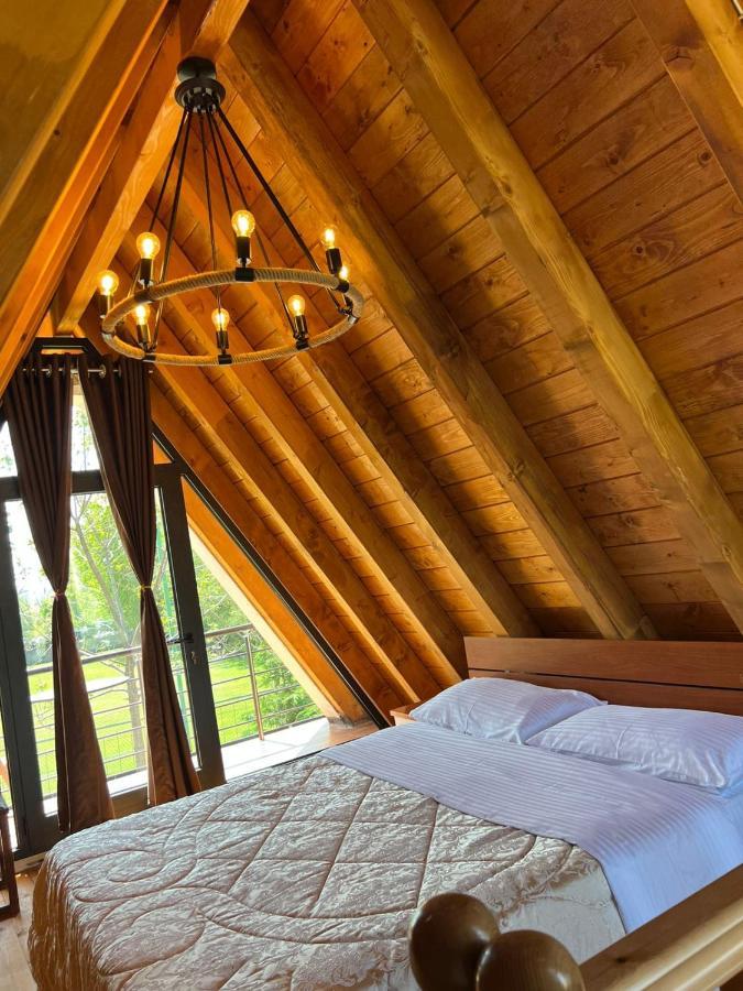 Windmill Shkodra Gesthouse Camping & Grill エクステリア 写真